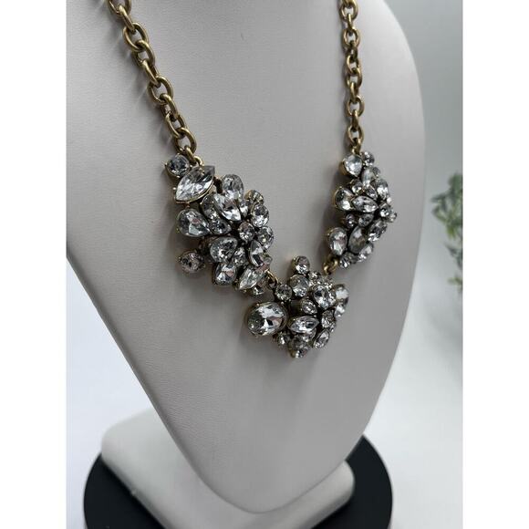 J. CREW Signed Crystal Rhinestone Gold Brass Tone Cluster Statement
Necklace New - Picture 4 of 12